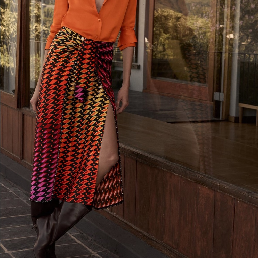 Zara - Printed Knotted Skirt - S